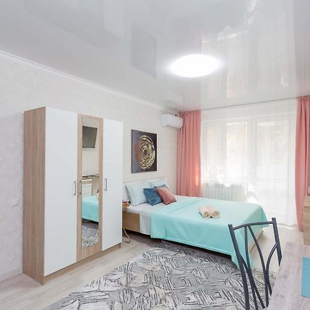 Стильная Квартира В Золотом Квадрате Almatý Exterior foto