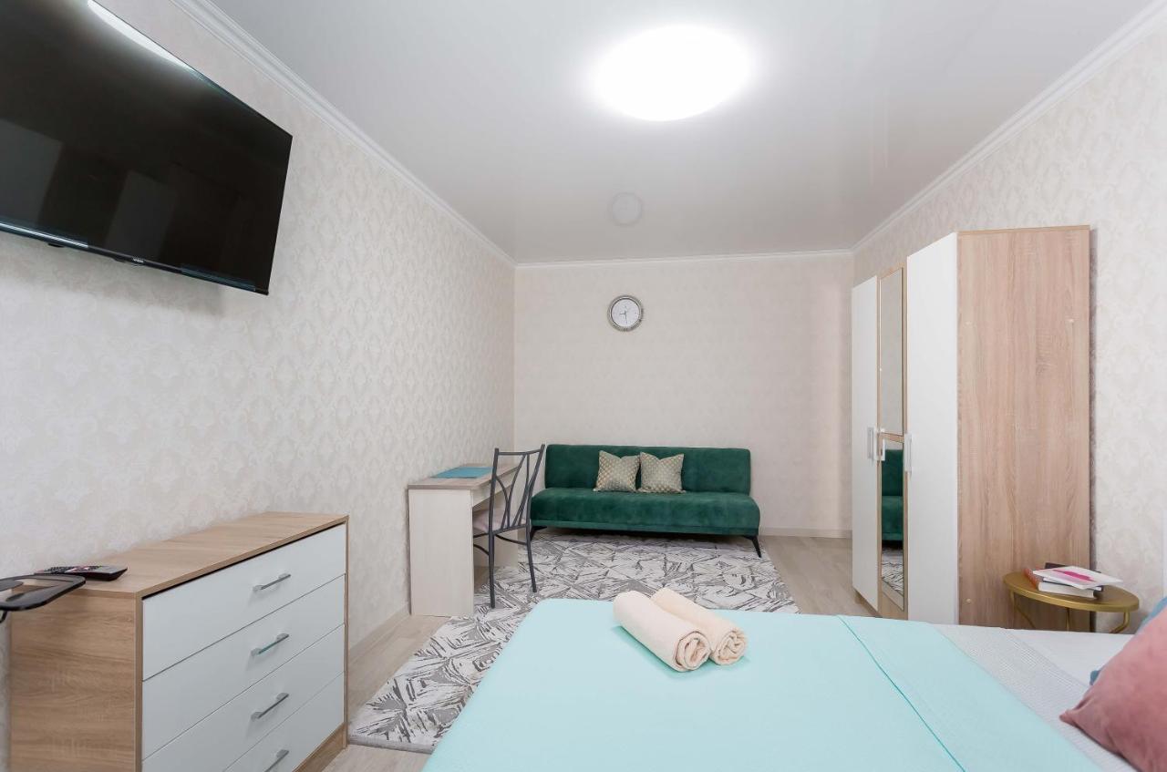 Стильная Квартира В Золотом Квадрате Almatý Exterior foto